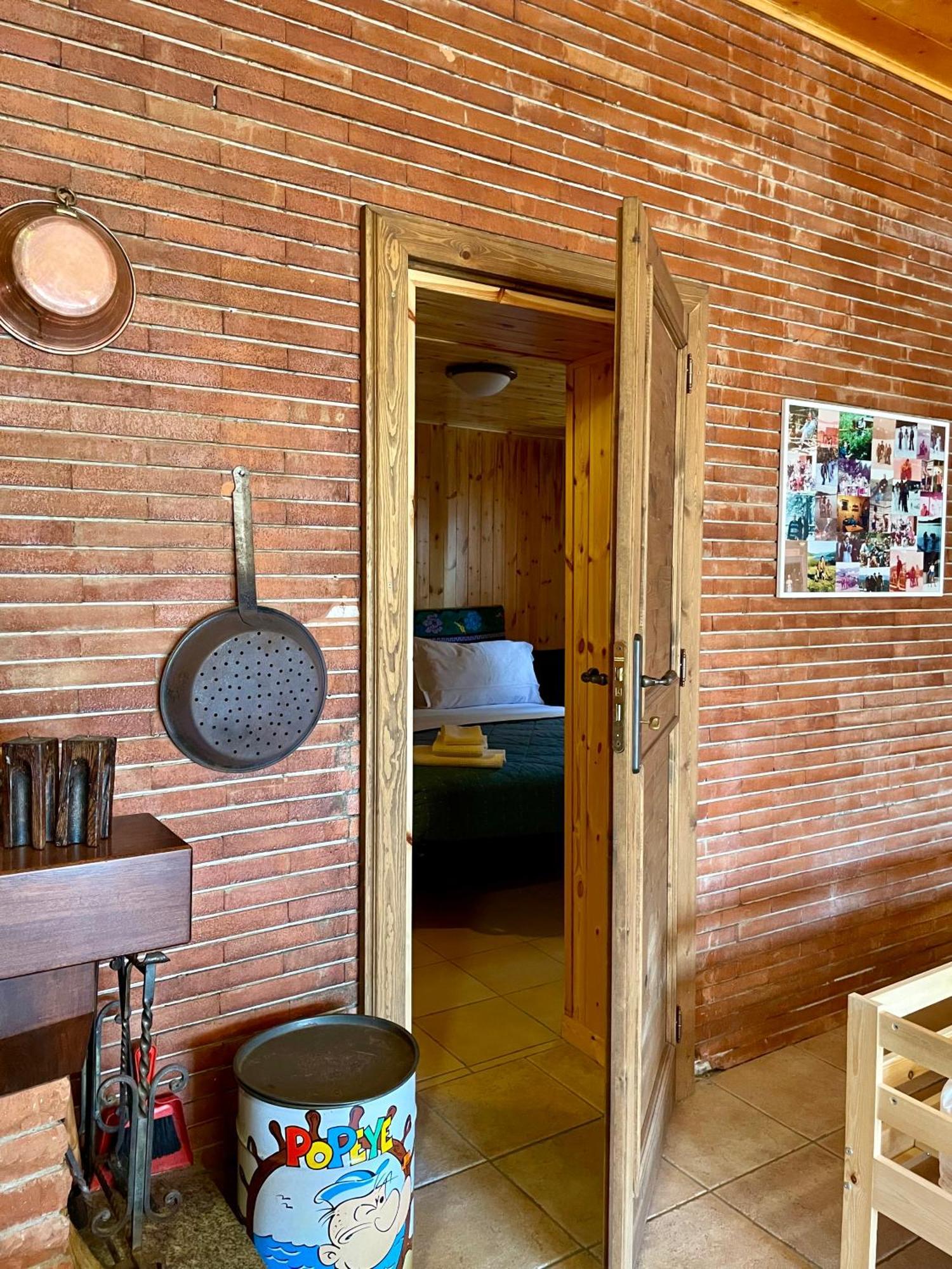 Chalet Natura La Taverna Dei 3 Porcellini Cavaliere  ภายนอก รูปภาพ